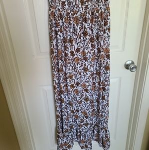 NWT white floral maxi dress S
